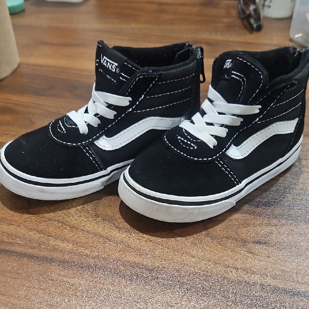 Vans Kids Black and White High-Top Sneakers - Picture 2 of 6